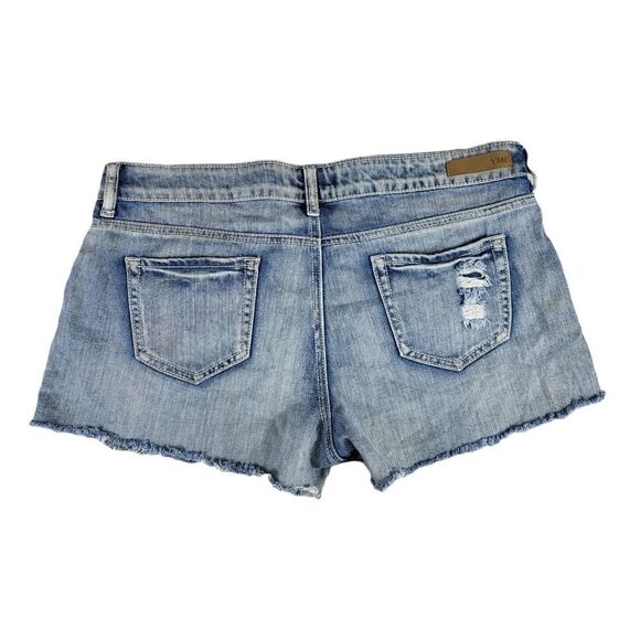 YMI Wanna Betta Butt Low-Rise Distressed Frayed Hem Denim Shorts Size 11 - Picture 2 of 7